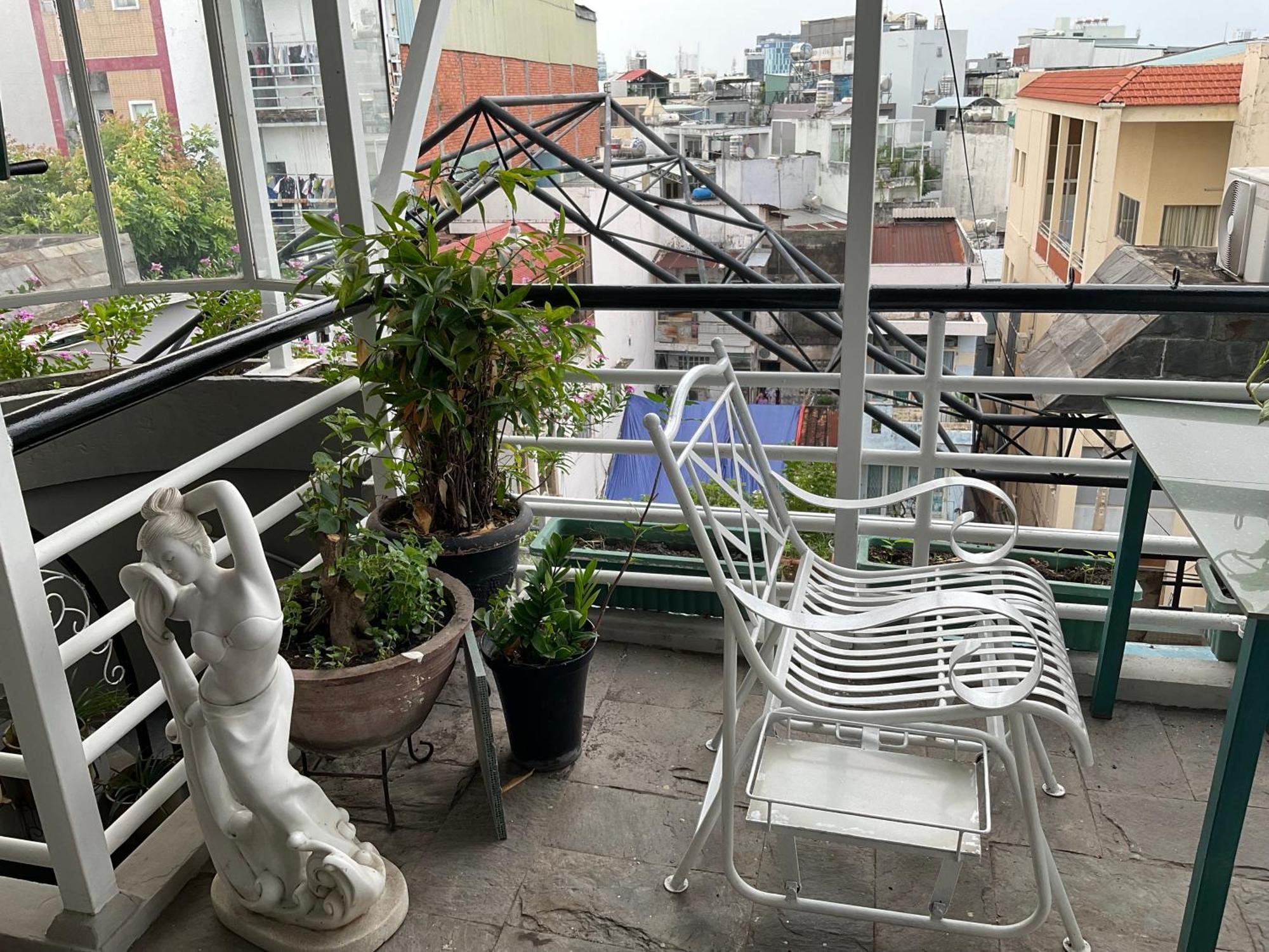 Khach San Minh Chau - Hoa Hung Hotel Ho Chi Minh City Exterior photo