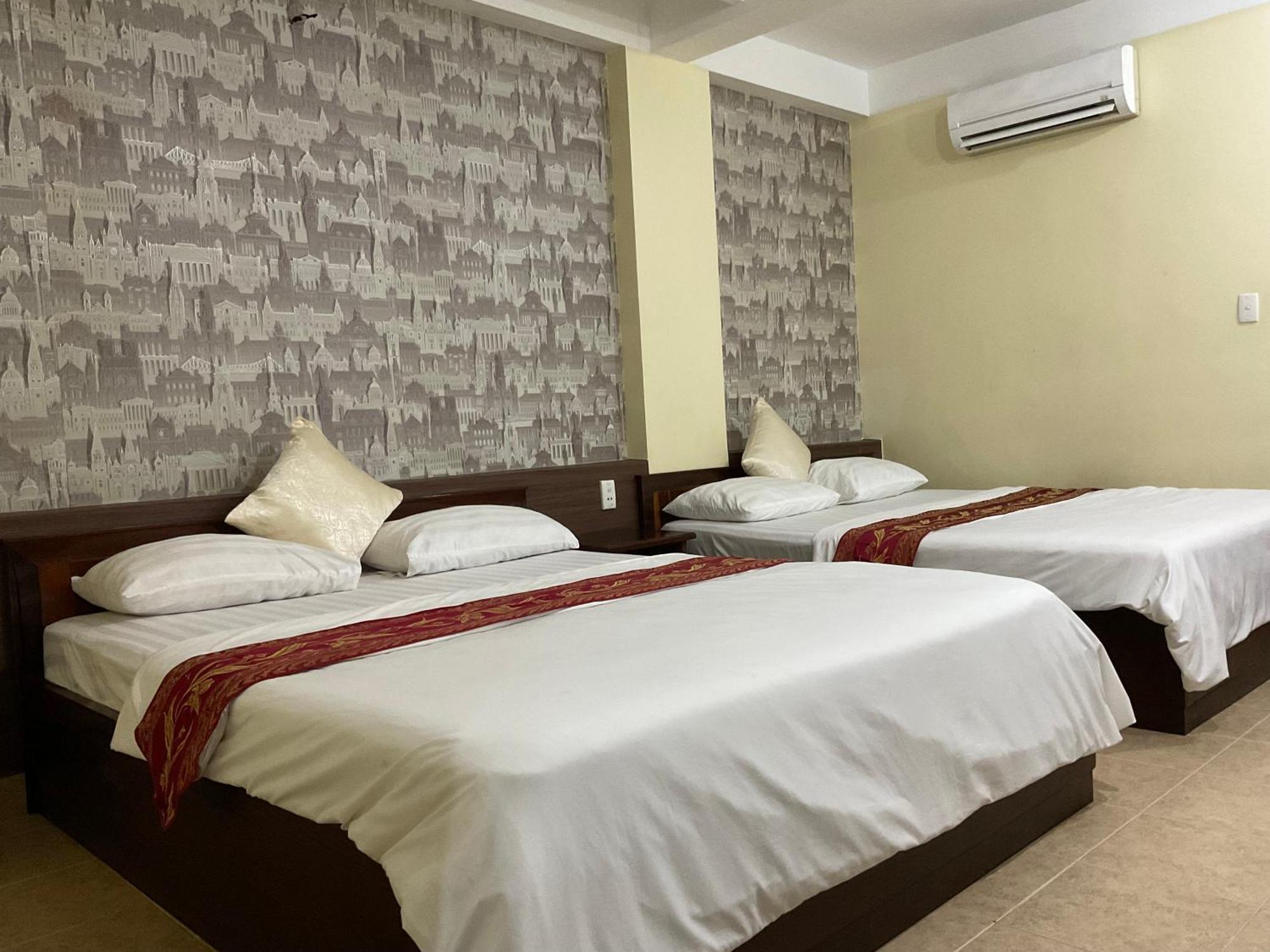 Khach San Minh Chau - Hoa Hung Hotel Ho Chi Minh City Exterior photo